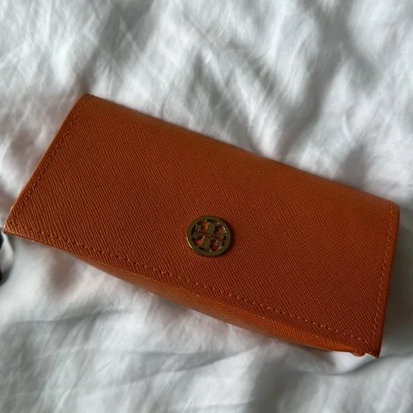 Tory Burch Sunglasses | Barely Used - Picture 6 of 7